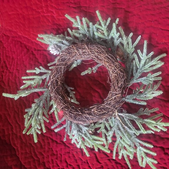 Pinecone Evergreen Wreath Candle Ring Christmas Décor Holiday Decoration - Picture 6 of 6